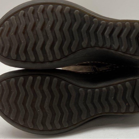 Ugg Brown Suede Women's Back Lace Sweater Boots Size 8 - Picture 6 of 7